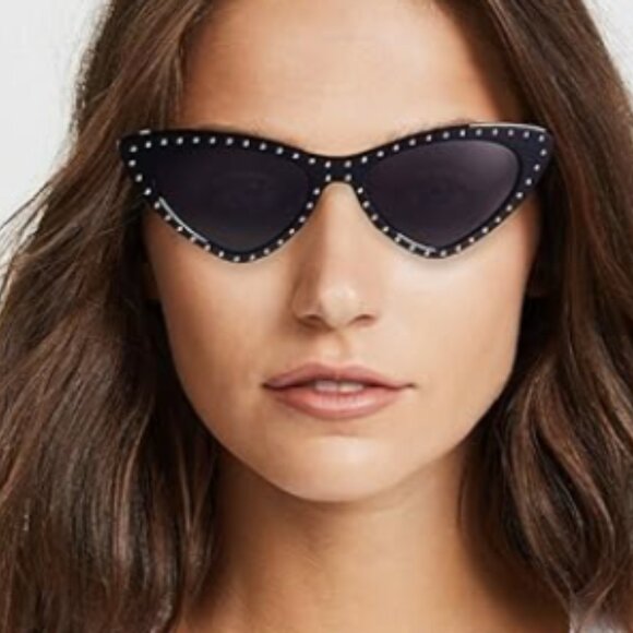 MOSCHINO SUNGLASSES -CAT EYE -NWOT! πππ - Picture 14 of 14